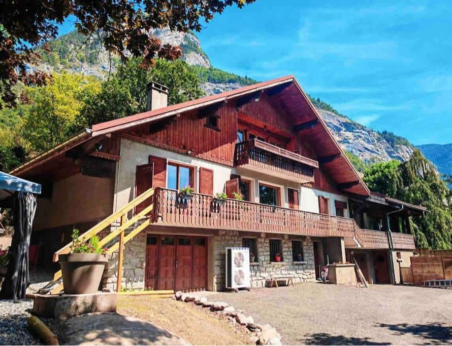 Ferienwohnung Les Loges De L'Arpenaz Magland Exterior foto